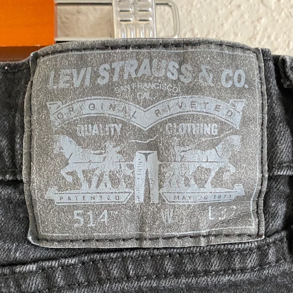 Levi's Men's Dark Black Straight Jeans
